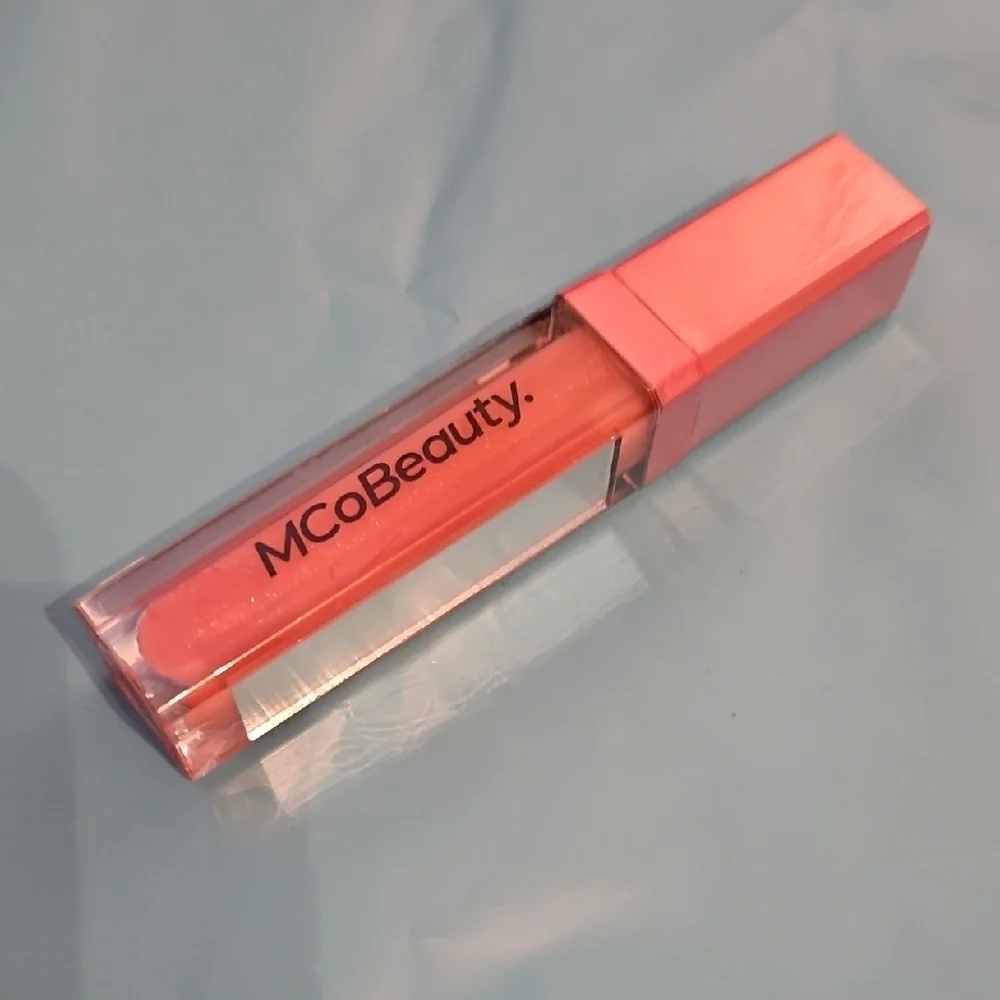MCoBeauty Lip Lights Shine Gloss, Pink, Color: Striptease, With Mirror, New